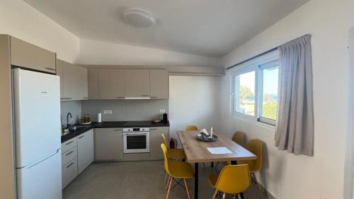 Gennadi Casa | Radiki