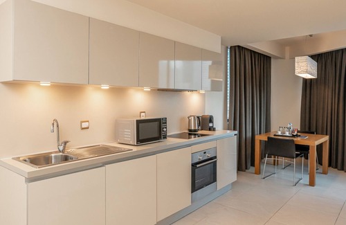 Dubai Marina Apartamento | Radisson Blu Residence, Dubai Marina