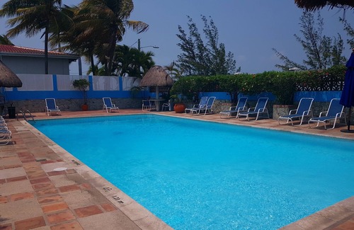 Fuerte George Hotel | Radisson Fort George Hotel and Marina