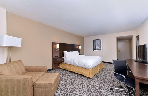 Marietta Hotel | Radisson Hotel Atlanta Marietta I-75