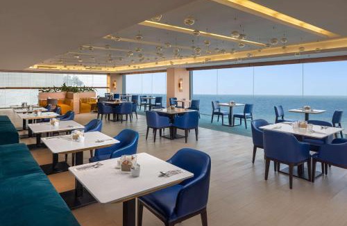 Bambalapitiya Hotel | Radisson Hotel Colombo