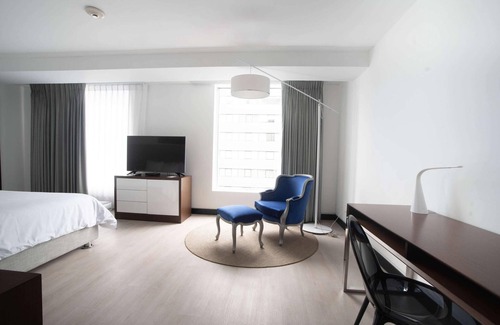 Petit Jean Ocharán Hotel | Radisson Hotel Decapolis Miraflores