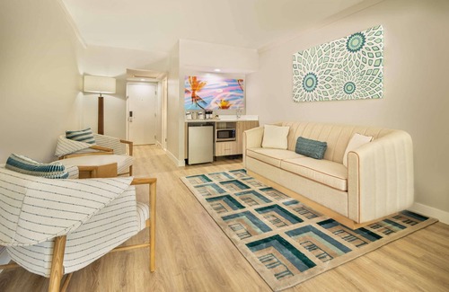Mid Beach Hotel | Radisson Resort Miami Beach