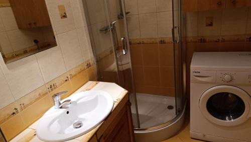 Pradnik Bialy Apartamento | Radzikowskiego 100B