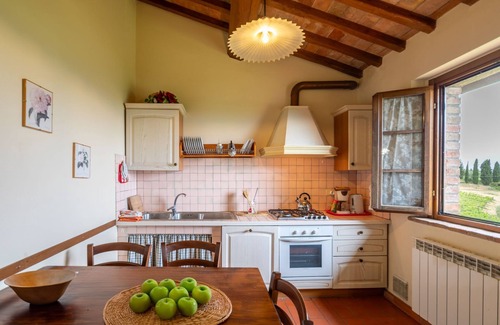 Montaione Apartamento | Raffaello by Interhome