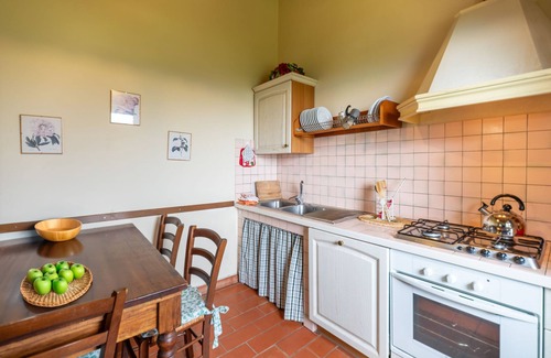 Montaione Apartamento | Raffaello by Interhome