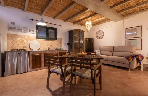Sos Alinos Apartamento | Raffinata taverna con camino