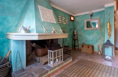 Sos Alinos Apartamento | Raffinata taverna con camino
