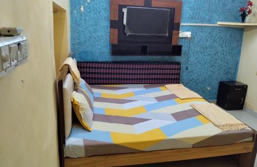 Faizabad Casa | Raghunath Bhawan Yatri Niwas Home Stay AC Or Non AC Rooms