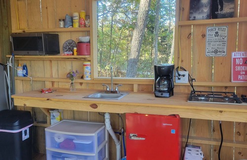Pikeville Cabina | Ragnar's Retreat - Charming cabin in wonderful Pikeville with WiFi