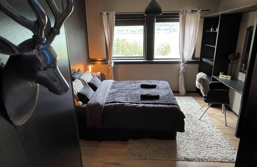 Tjeldsund Casa | Ragnars Castle