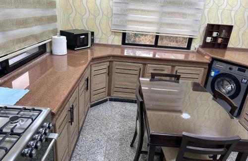 Jerash Apartamento | Raha's house