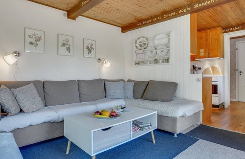 Hoeve Strand Casa | "Rahilka" - 700m from the sea by Interhome