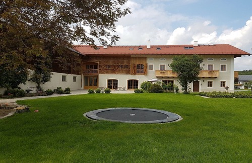 Eggstatt Apartamento | Cream room 76sqm, 2 bedrooms, fireplace, terrace
