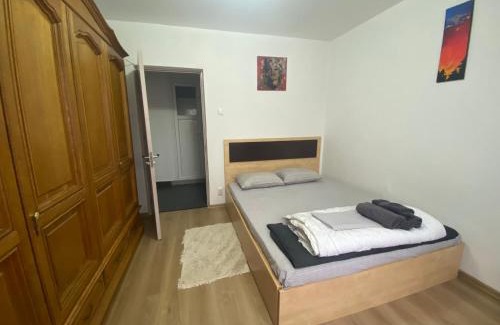 Sector 5 Apartamento | Rahova family apartment