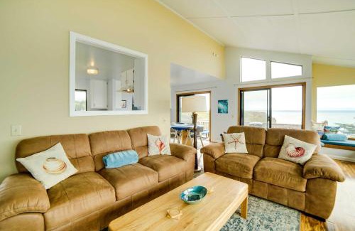 Manchester Casa | Rahus Ocean Refuge with Manchester Coast Views!