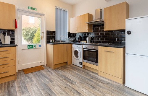 Blackpool Town Center Casa | Raikes Parade Victorian Home