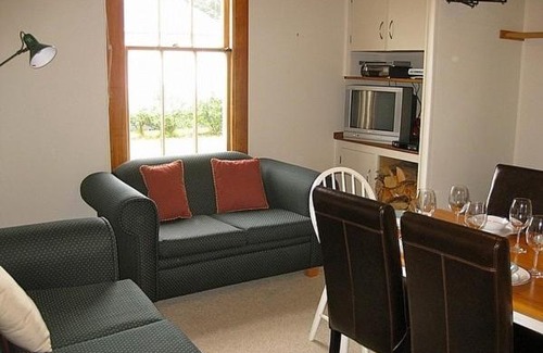 Ohakune Casa | Railway Cottage - Ohakune Holiday Home