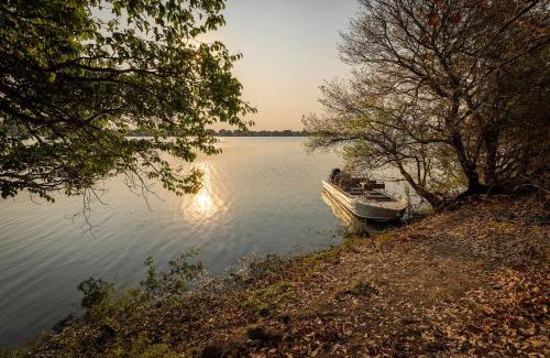 Kafue National Park Cabina | Rain Tree Camp