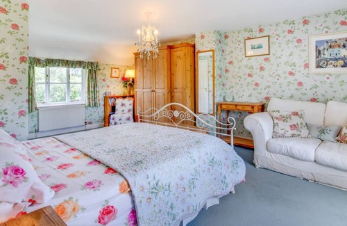 Littlebredy Casa | Rainbow Cottage in Litton Cheney