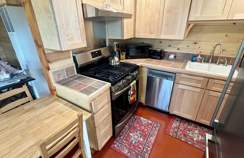 Marblemount Casa | Rainbow House Private Annex: Year-round comfort at North Cascades National Park!