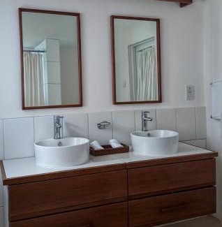 St. Andrew Hotel | Rainbow Inn