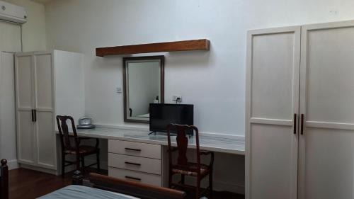St. Andrew Hotel | Rainbow Inn