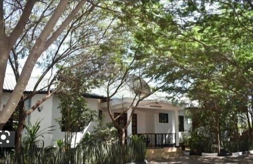 Boma la Ngombe Cabina | Rainbow Lodge