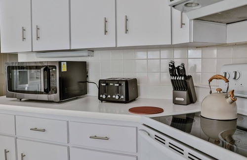 Dunnellon Casa | Rainbow River Pool House - KAYAKS and Floating Tubes - Heated Pool!