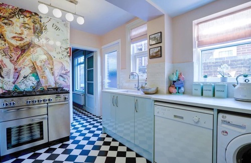 Great Yarmouth Casa | Rainbow's Reach - Great for families - Dogs welcome - Walk to beach/pier/town
