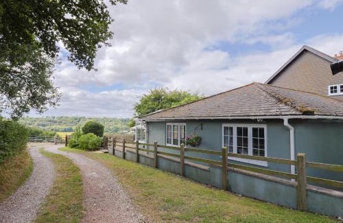 West Buckland Casa | Rainbow View