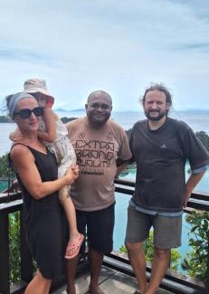 Waisai Cama Y Desayuno | Raja Ampat Family Guest House