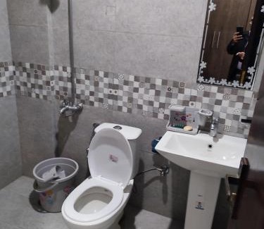 Fatehjang Apartamento | Raja residence
