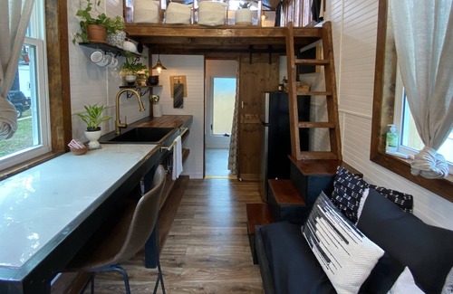 Alachua Casa | Raja Tiny Home