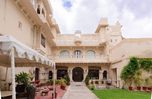 Bhindar Apartamento | RajMahal- Live Like Royalty 446-Year-Old Stay 7BR -Homeyhuts