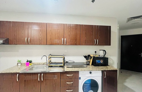Al Seer Apartamento | RAK Central Studio - Prime Location