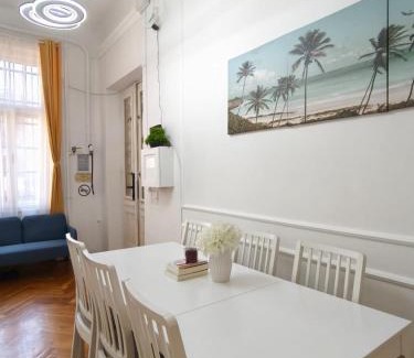 Nepszinhaz negyed Casa | Rakoczi utca 59 Apartment
