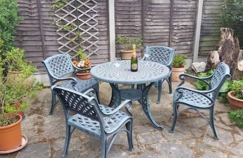 Birchington Cabaña | Raleigh Cottage Detached 3 bed House in Quiet Area