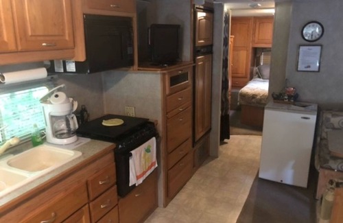 Raleigh Casa | Raleigh RV ~ Small House Experience!
