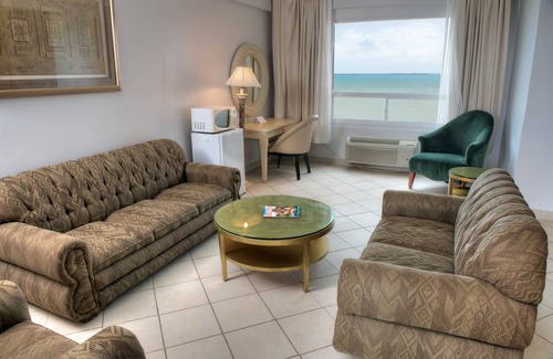 Ciudad de Belice Hotel | Ramada Belize City Princess Hotel