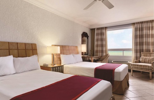 Ciudad de Belice Hotel | Ramada Belize City Princess Hotel