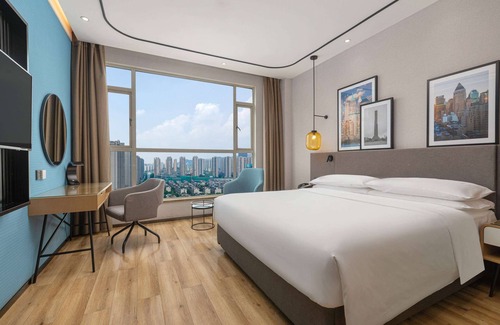 Yue Lu Hotel | Ramada by Wyndham Changsha Financial Center