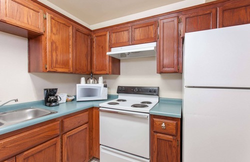 Fresno Hotel | Ramada by Wyndham Fresno Northwest