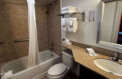Kissimmee Hotel | Ramada by Wyndham Hotel & Water Park