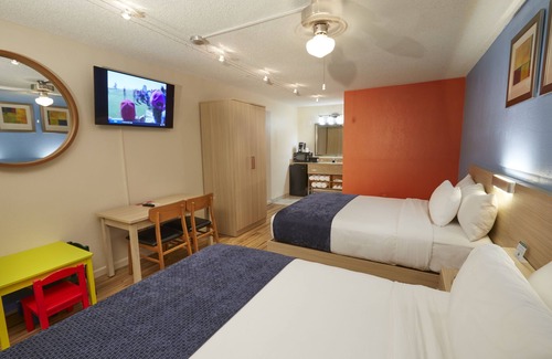 Kissimmee Hotel | Ramada by Wyndham Hotel & Water Park