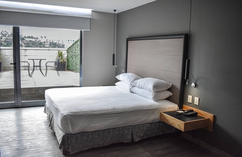 Santa Fe Hotel | Ramada by Wyndham Mexico City Santa Fe