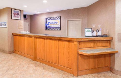 Sparta Hotel | Ramada by Wyndham Sparta/At Speedway