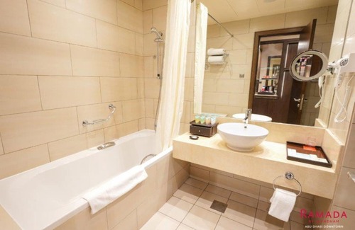 Al Zahiyah Hotel | Ramada Downtown Abu Dhabi