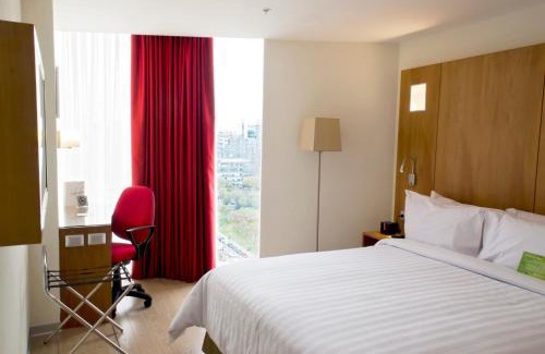 Centro Financiero de San Isidro Hotel | Ramada Encore by Wyndham Lima San Isidro
