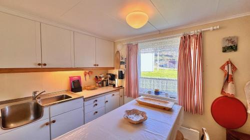 Flakstad Chalet De Esquí | Ramberg Beach View
